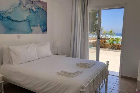 Kings Palace - Superb 2 Bed Ground Floor Apartment Paphos Exterior photo